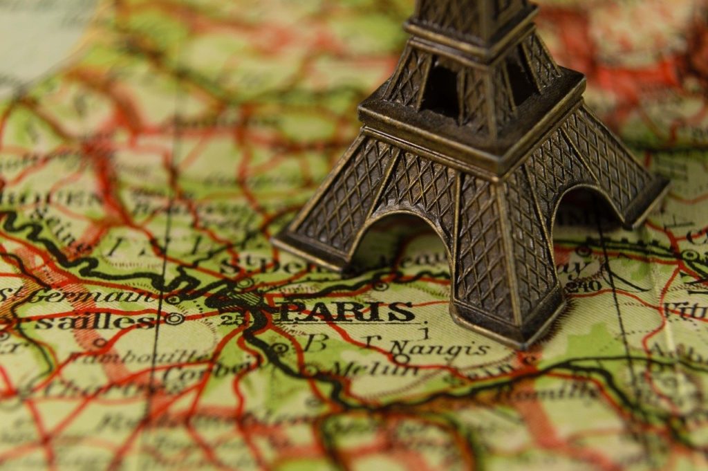 Tour Eiffel sur carte île de France